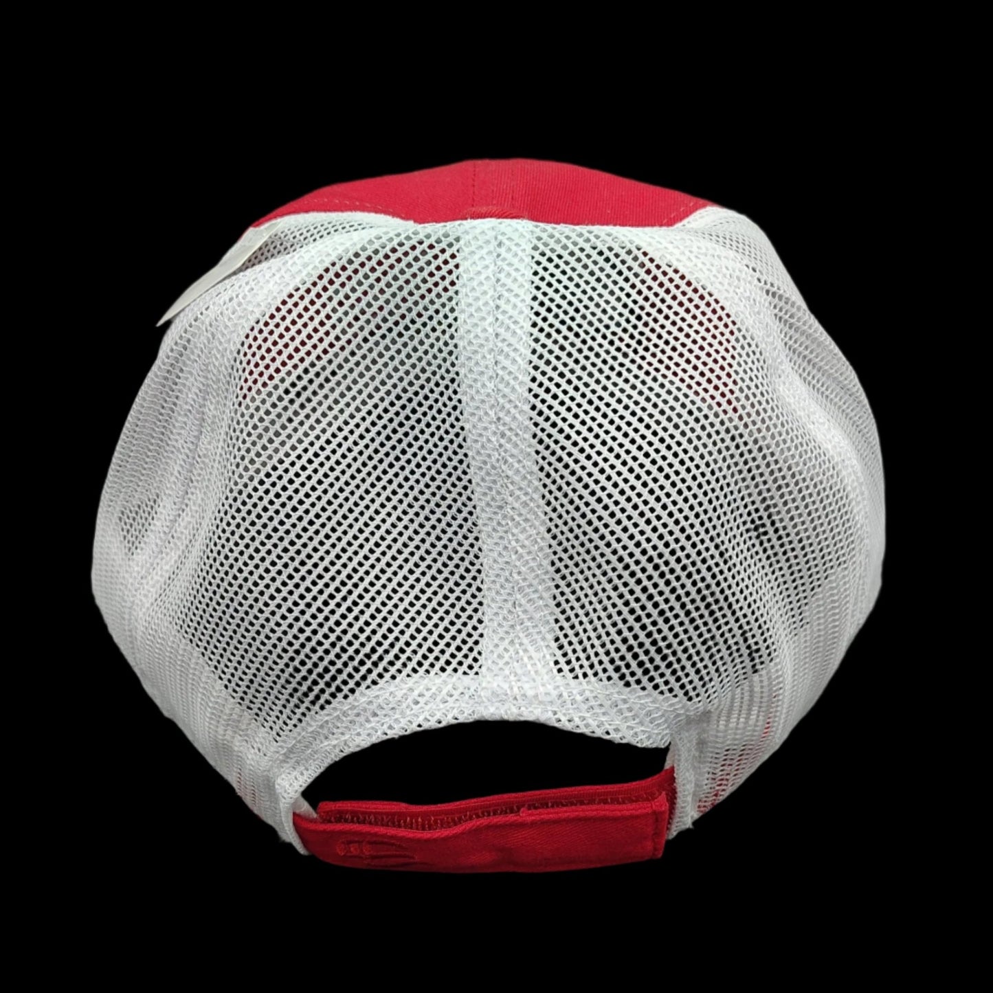 This is the back side of this red hat