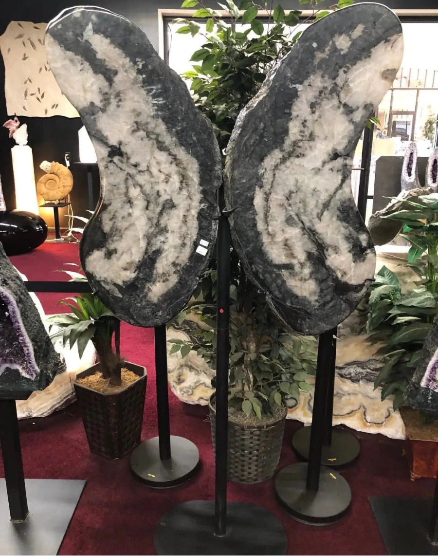 Carved Mineral Wings Emerald Home Decor