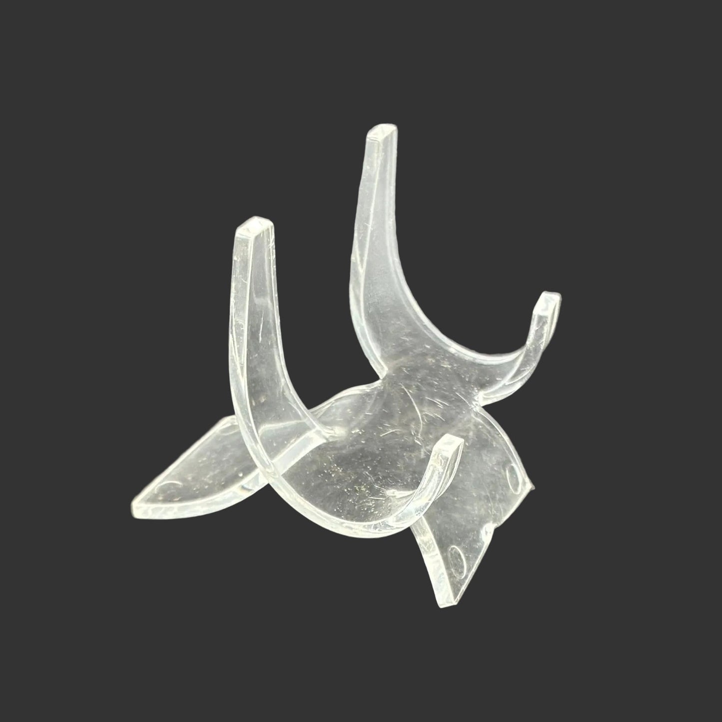 This is the side view of his clear acrylic slab easel display stand.