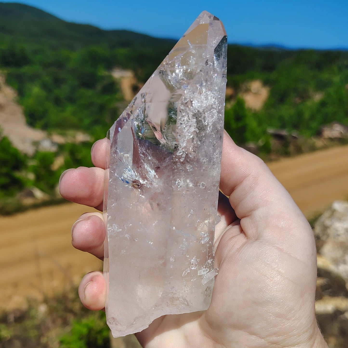 This is the right side of this large quartz crystal point