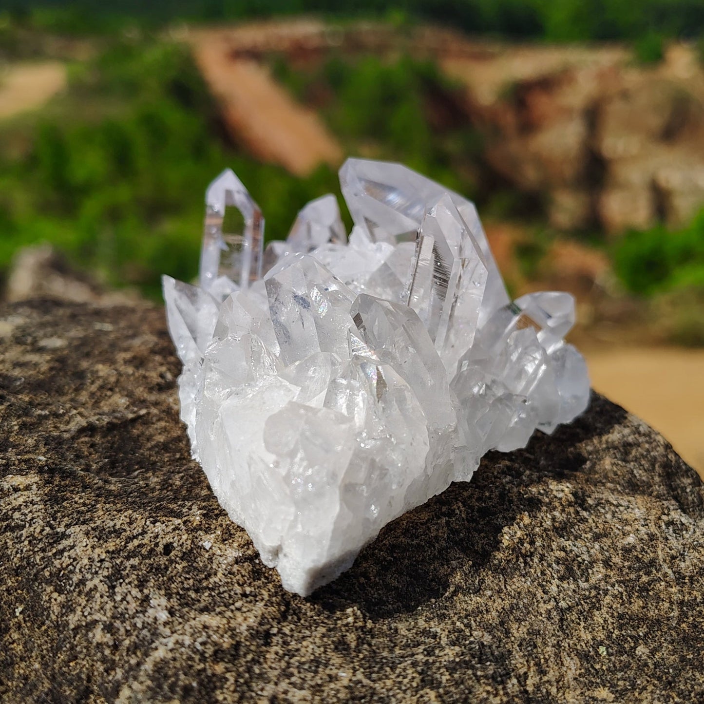 This is the right side of this clear quartz cluster