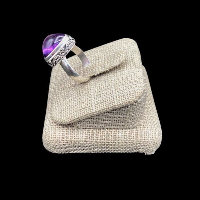 Side View Of Sterling Amethyst Ring