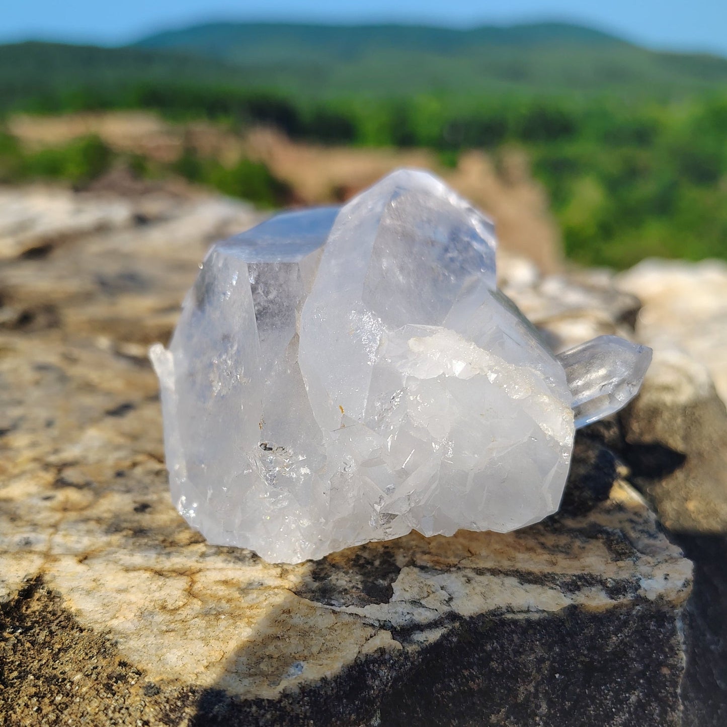 This is the right side of this double terminated cluster