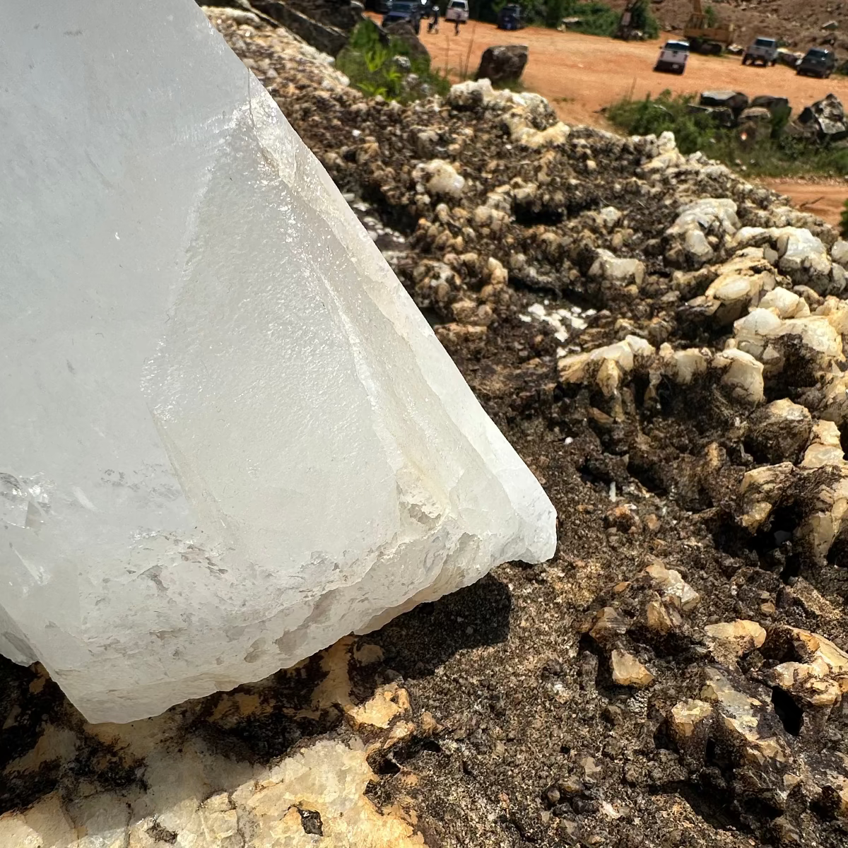 Close Up of Bottom on Thick Quartz Point