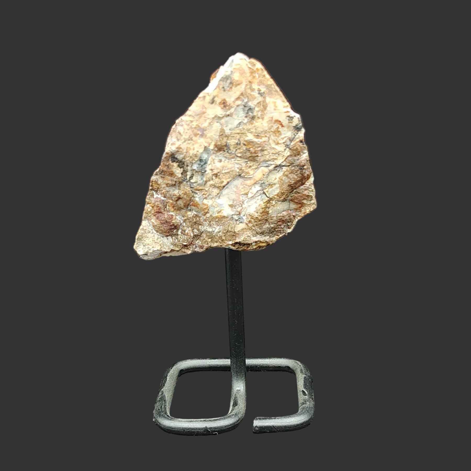 This is the back side of this citrine cluster