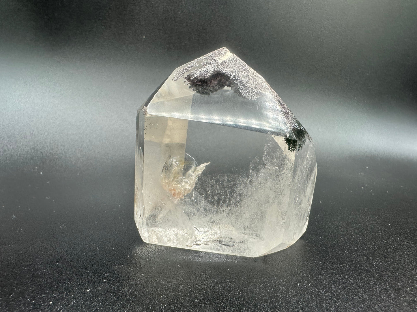 Chlorite In Quartz Point