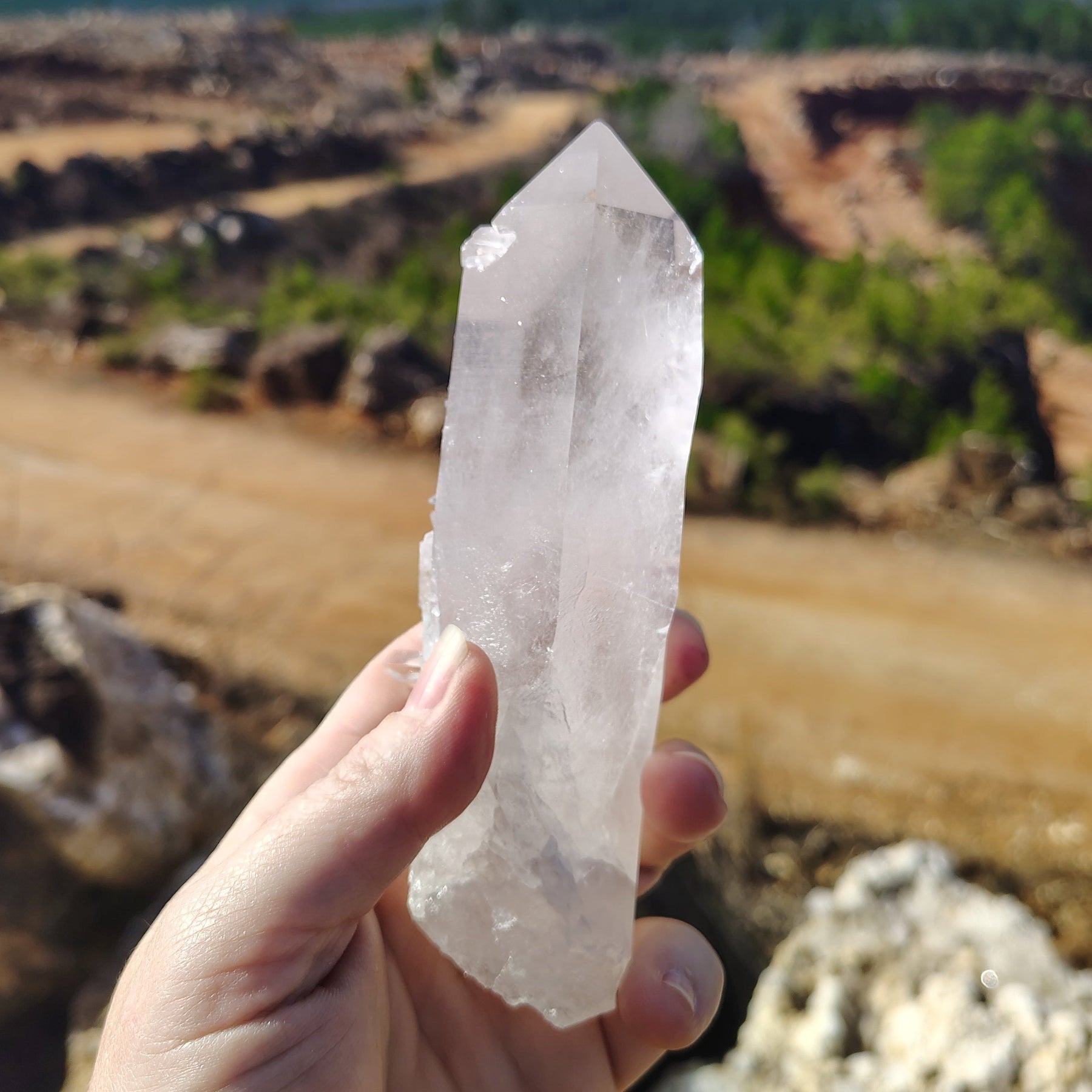 This is the left side of this single Quartz crystal point.
