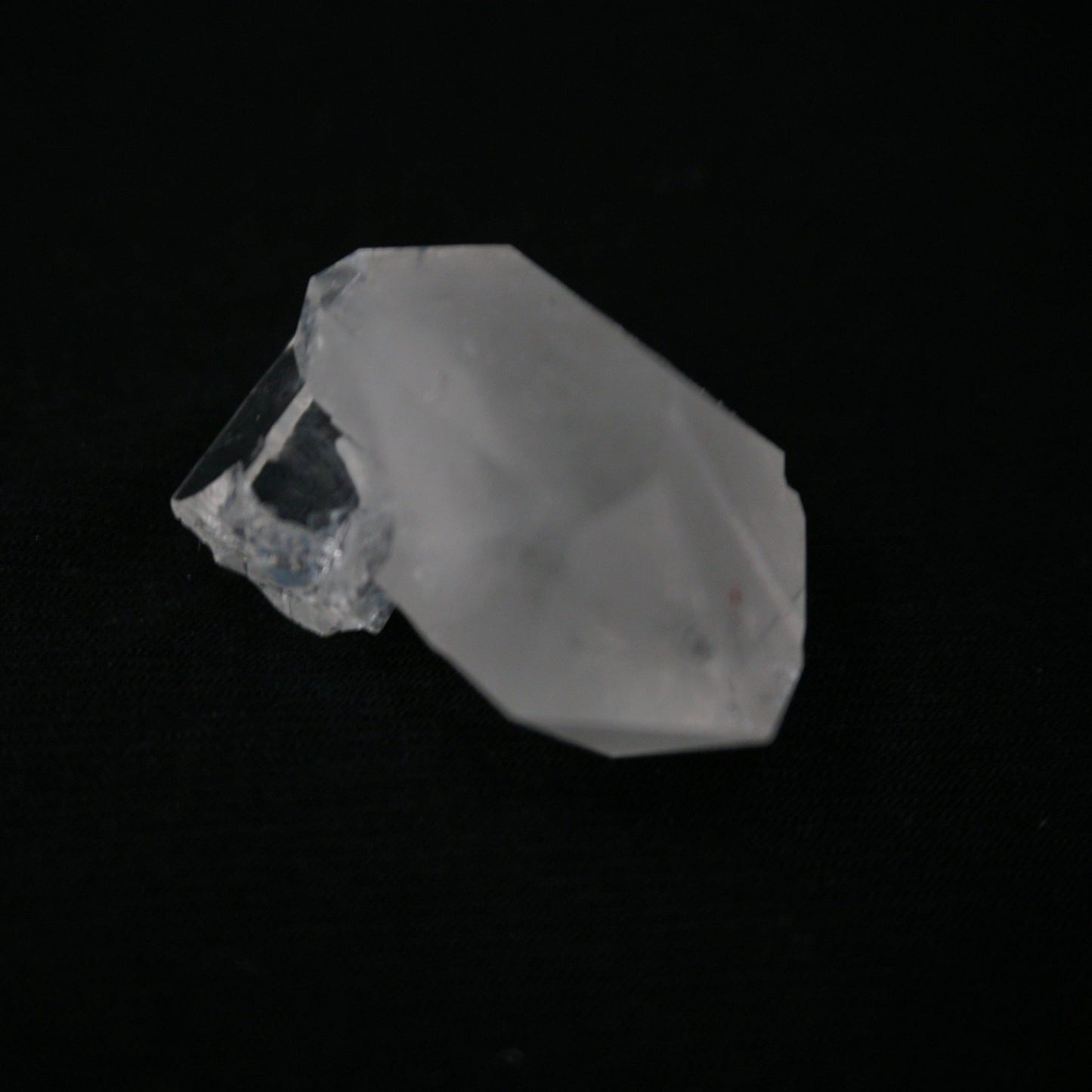 Bulk Quartz Crystal Points $60 Per Pound Mostly Opaque