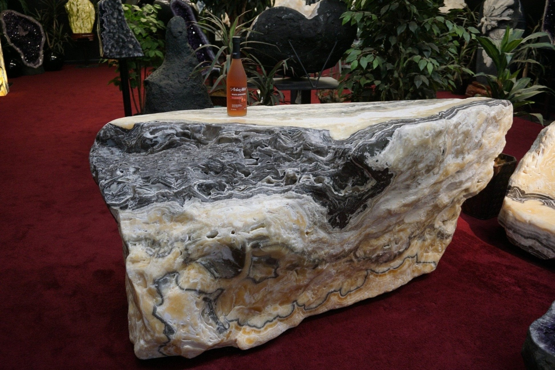 Calcite Phantom Bar Furniture Poolside Decor Zebra Stone Furniture Table