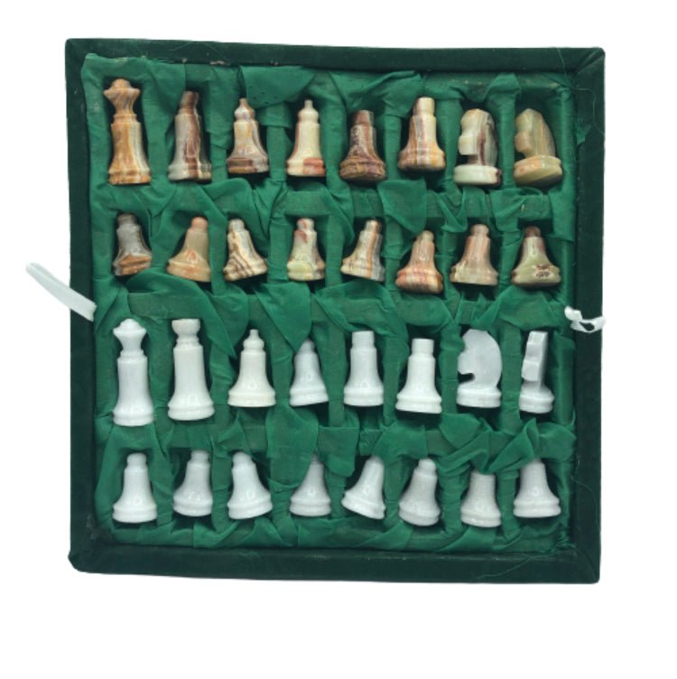 Chess Set Carved Onyx 8 Inch