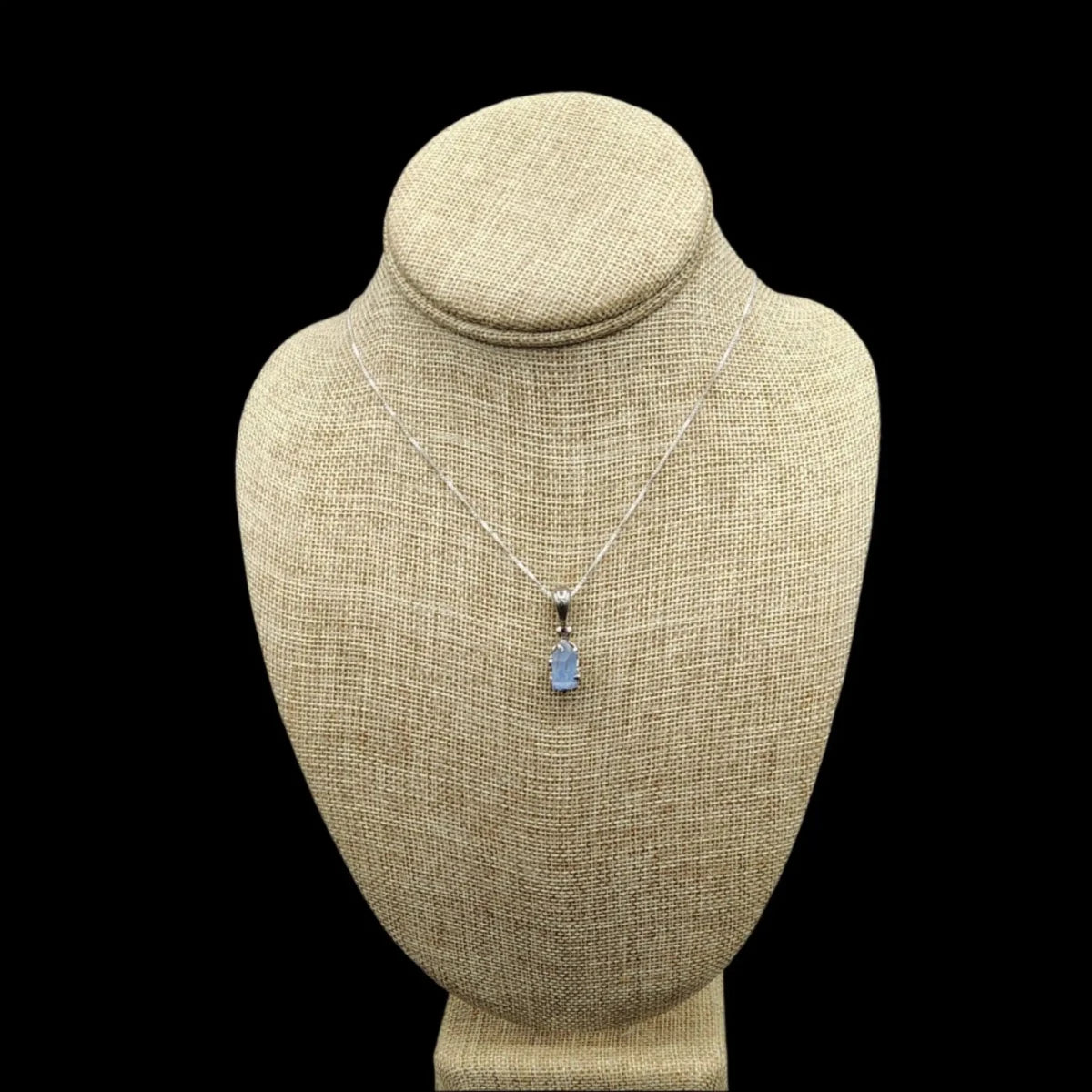 This the Sterling Silver and Dumortierite pendant necklace