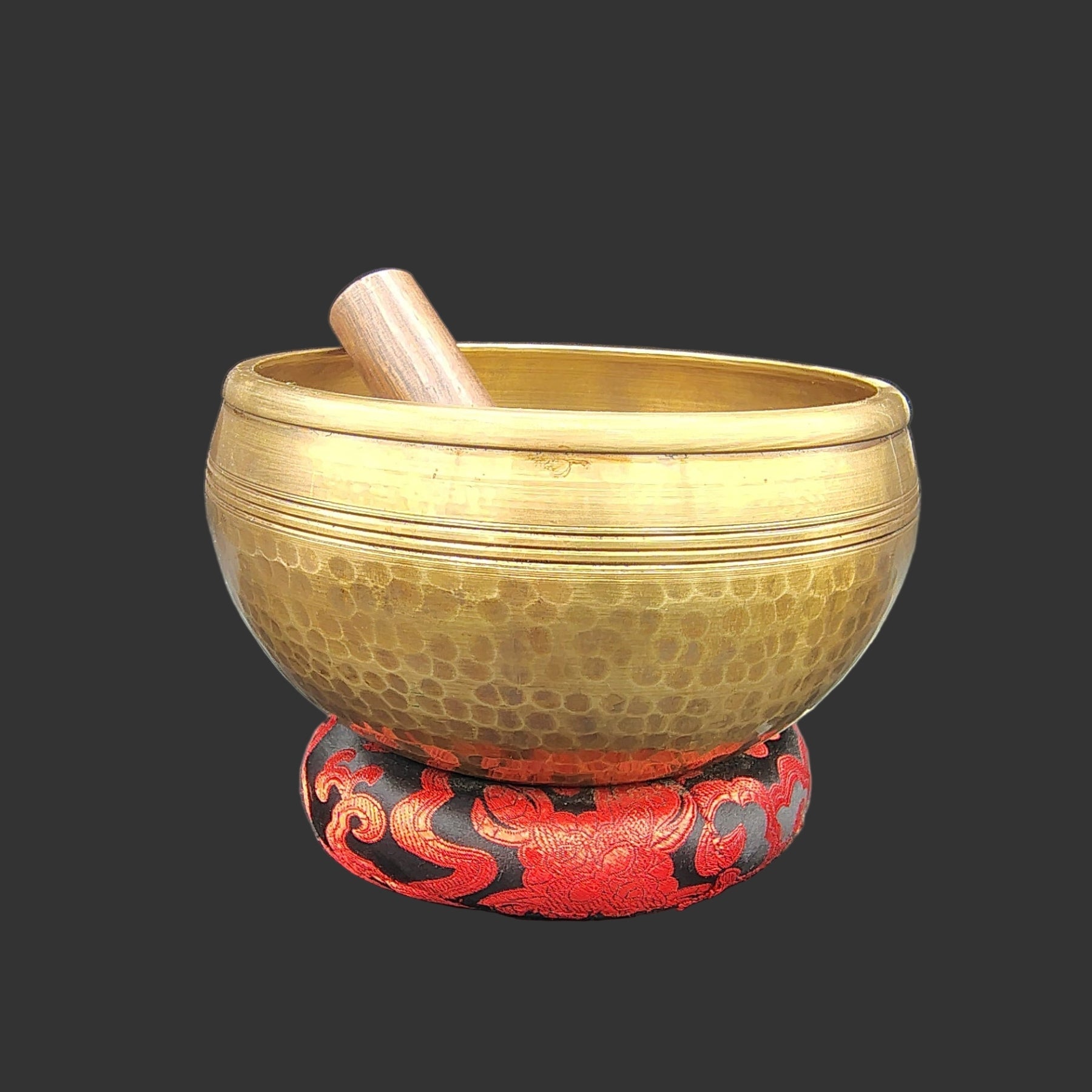 This singing bowl has hammered by hand, in Tibet.