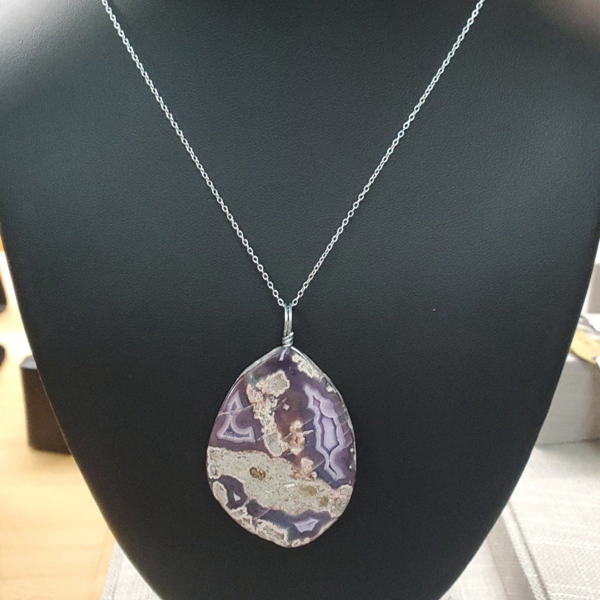 Jewelry 18 Inch Necklace Silver Deep Purple Agate Pendant