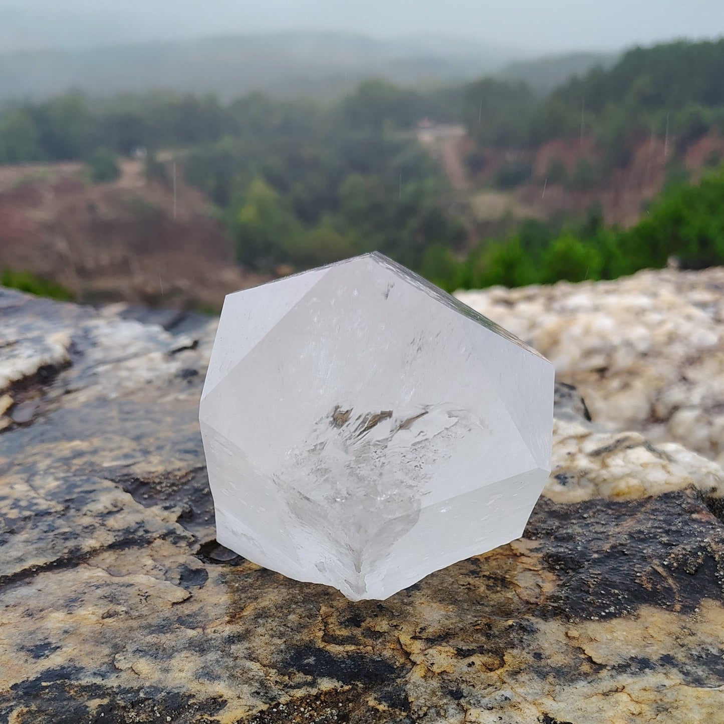 This is the front view of this large quartz crystal point