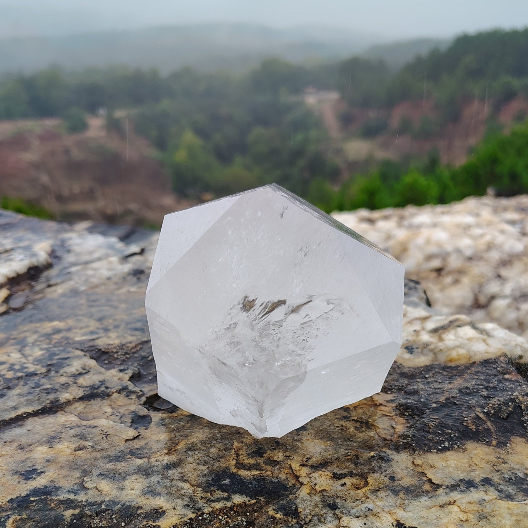 This is the front view of this large quartz crystal point