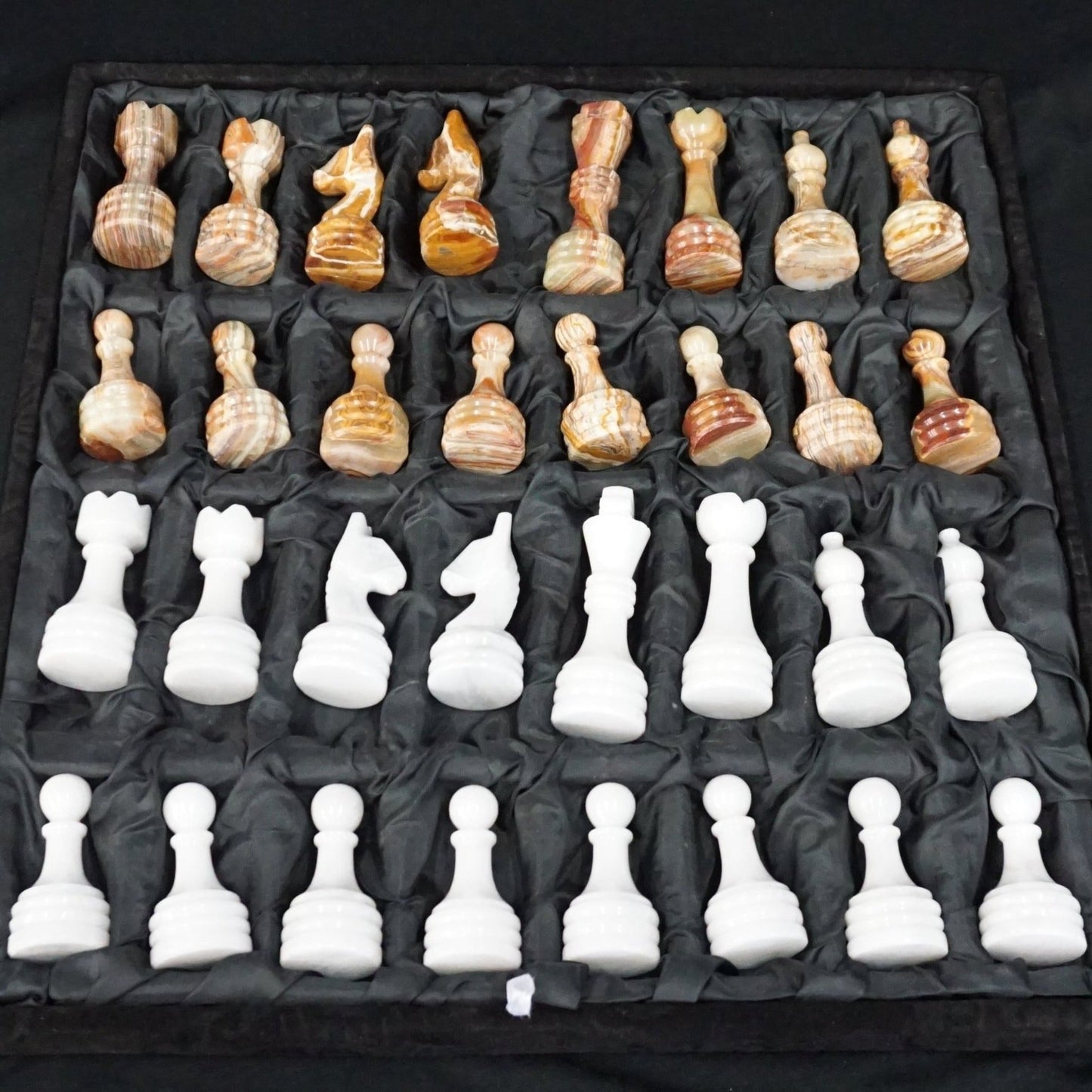 Large Green White Onyx Chess Set With Carrying Case