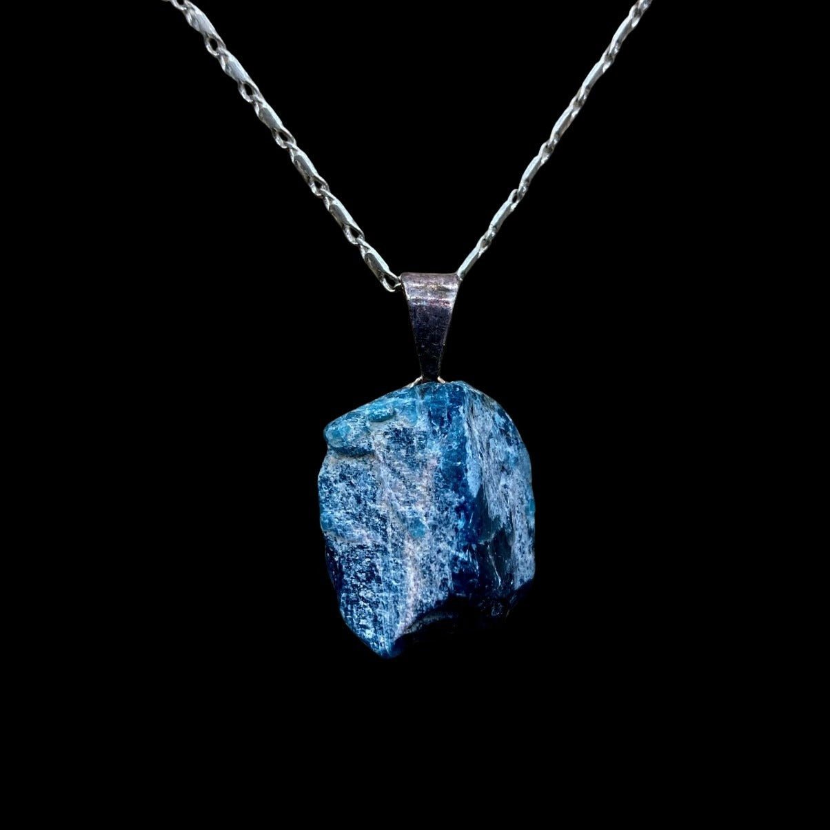 Necklace Raw Blue Apatite On Sterling