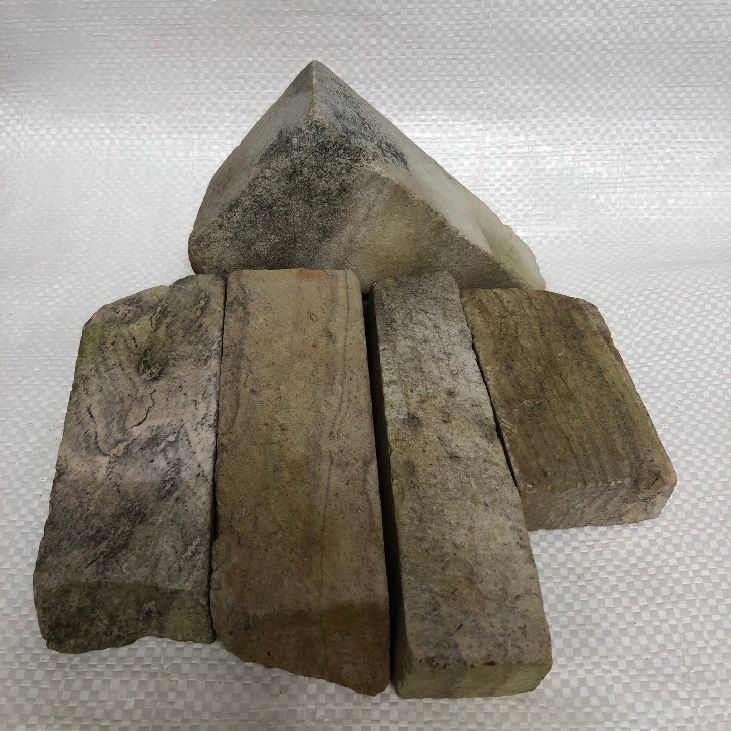 Novaculite Slab Pieces