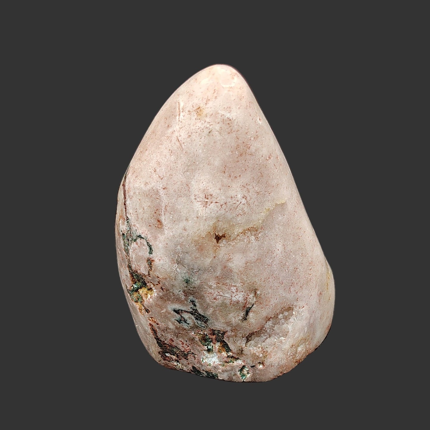 This is the back side of this pink amethyst quartz specimen