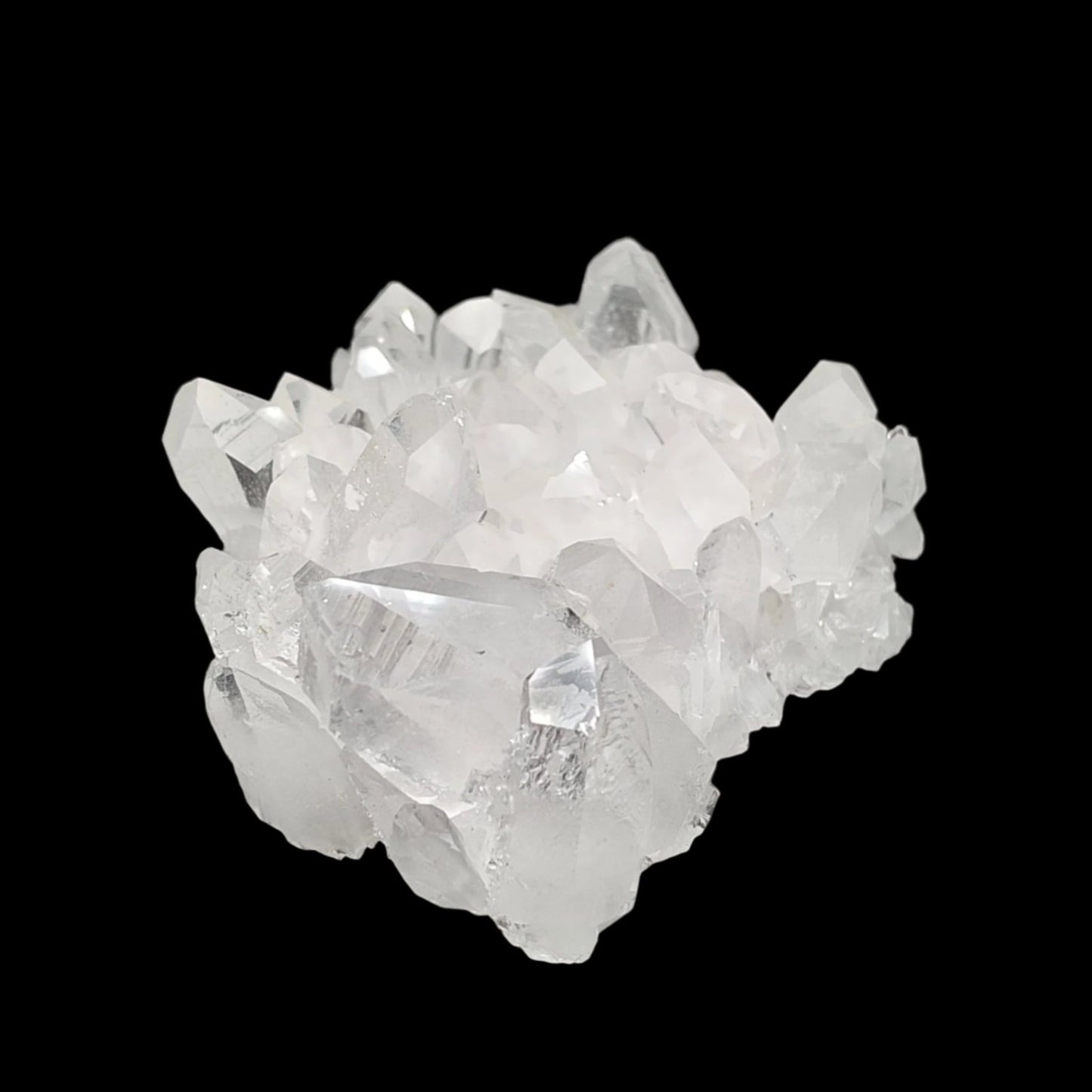 This is the right side of this Quartz crystal cluster