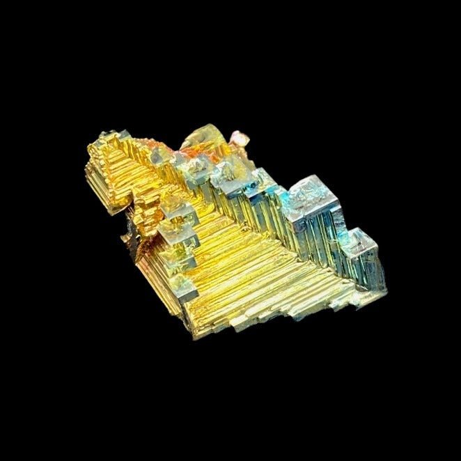 Side View Of Bismuth