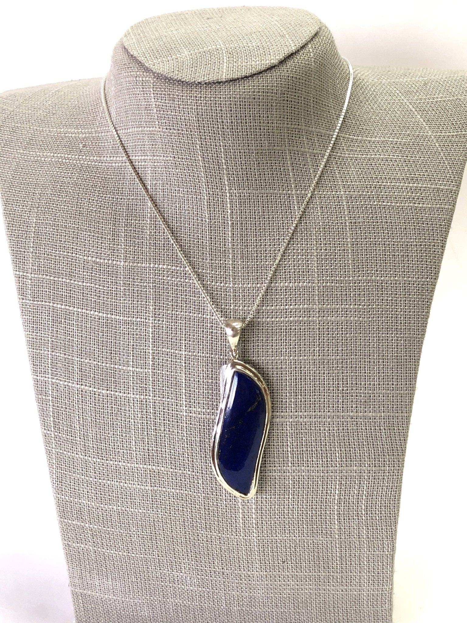 Sterling Silver Lapis Pendant On Sterling Box Chain