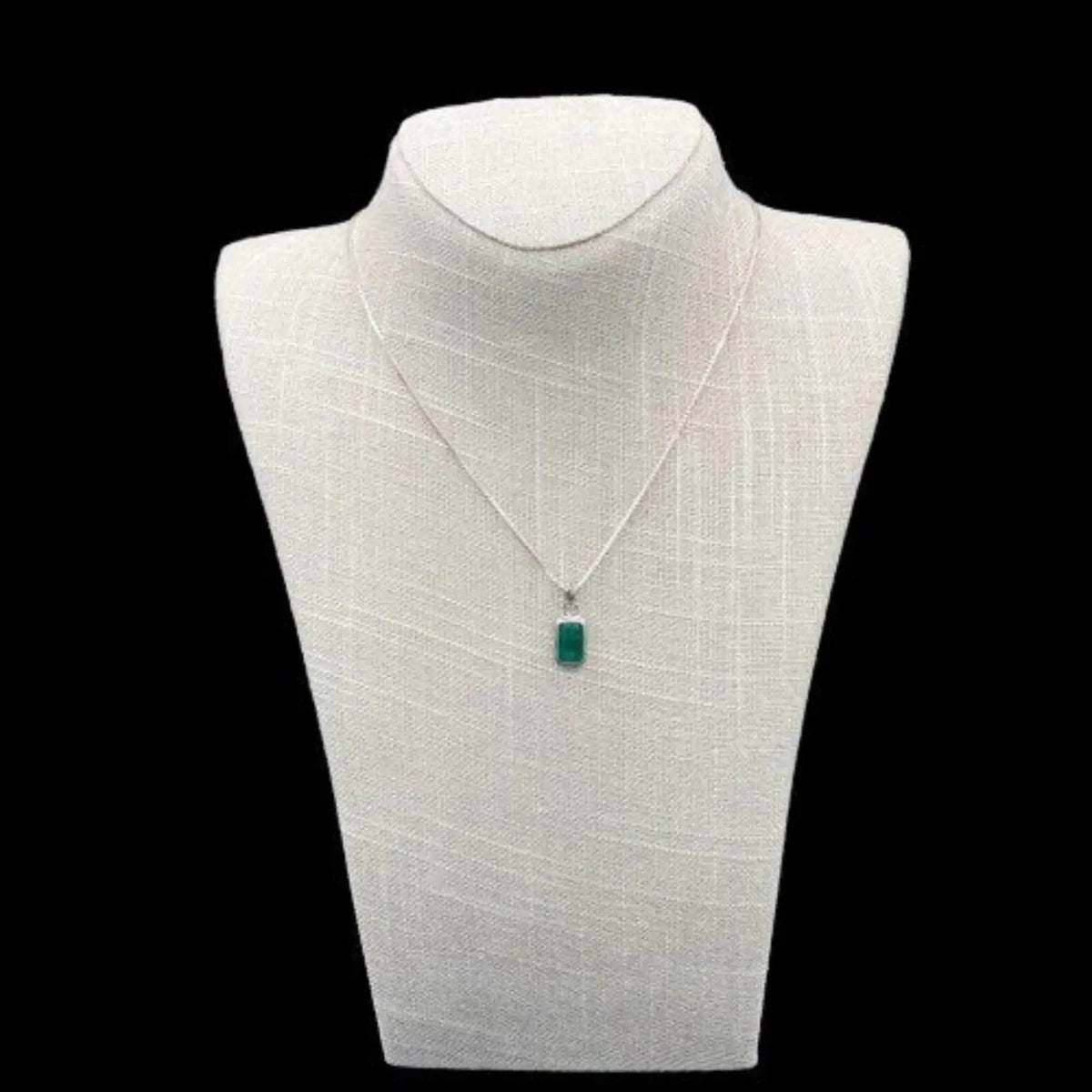 Sterling Silver Adjustable Length Necklace Rectangular Shape Emerald Gemstone Pendant