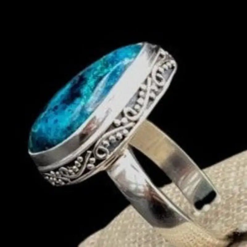 Sterling ornate, design Around The Gemstone