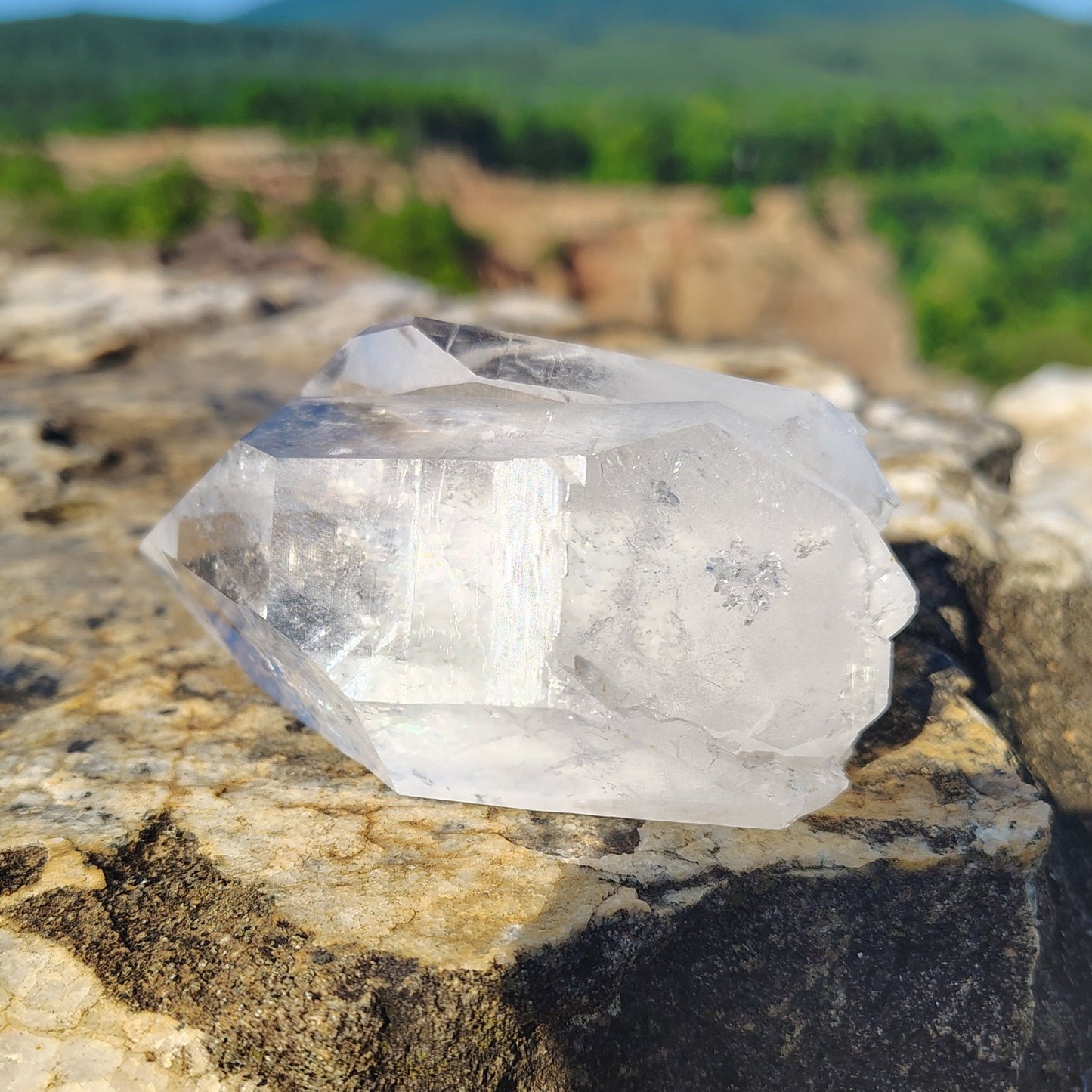 This is the back side of this double terminated cluster