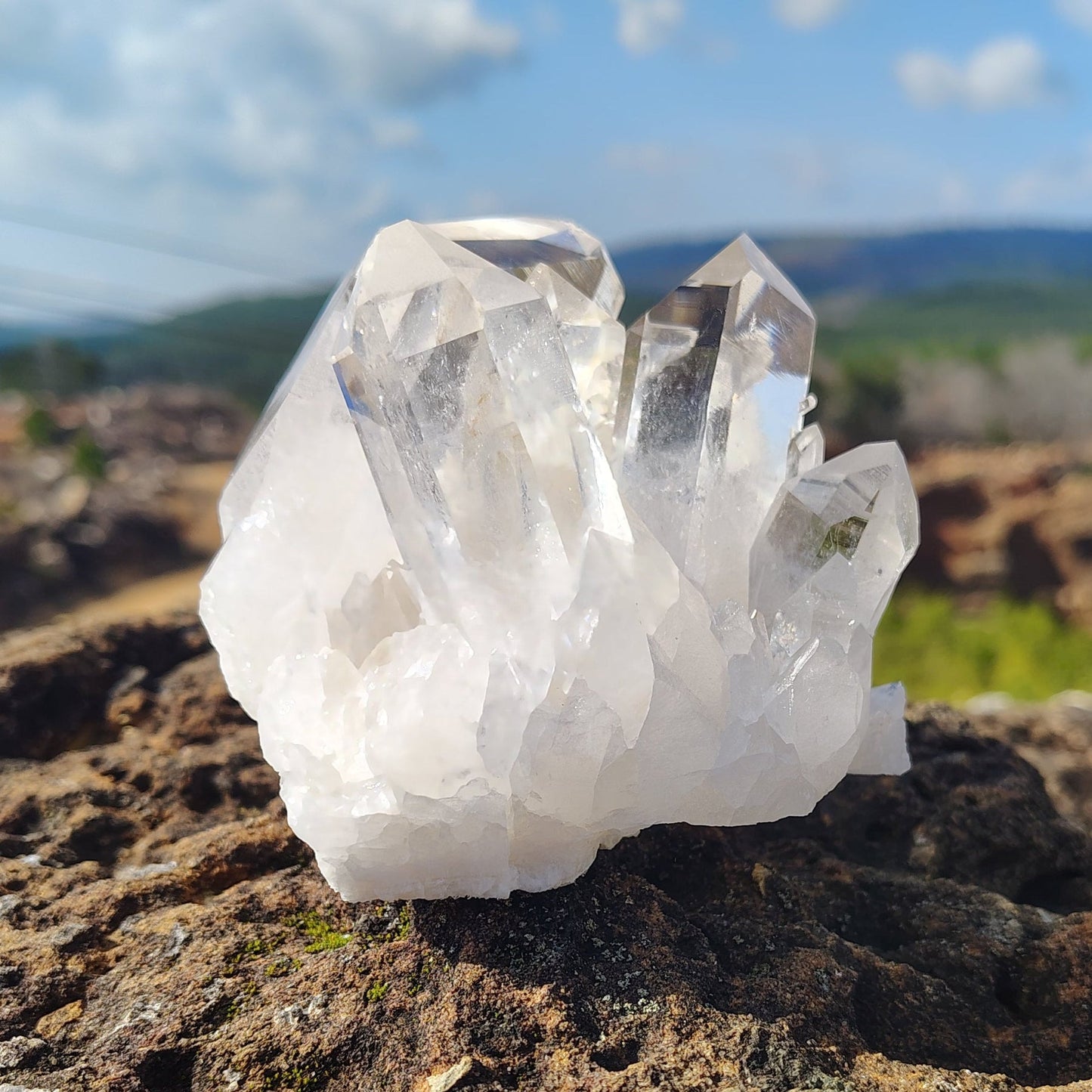 This is the right side of this water clear quartz cluster.