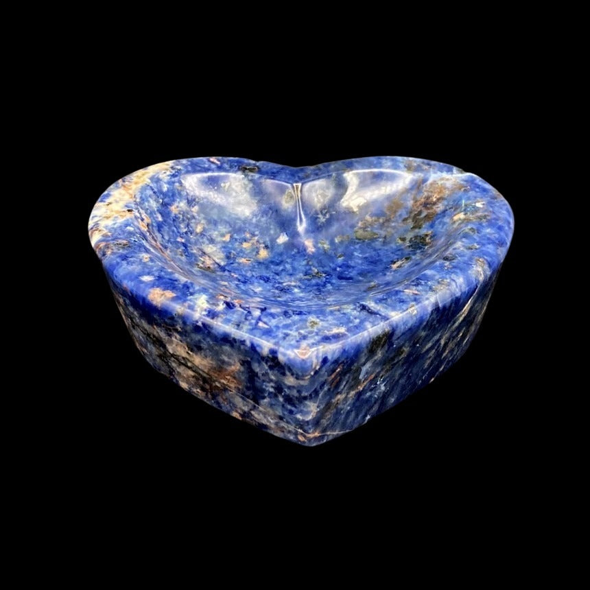 Front View Of Heart Shaped Sodalite Bowl