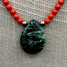Load image into Gallery viewer, Close Up Of Spiny Pendant And Beads
