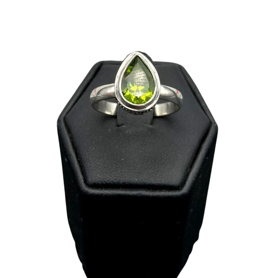Front Side Of Peridot Ring