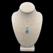 Load image into Gallery viewer, Sterling Silver And Aquamarine Pendant Necklace
