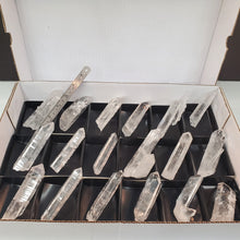 Load image into Gallery viewer, Tray of 18 Quartz Crystal Points
