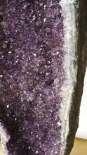 Load image into Gallery viewer, Close Up Amethyt Druzy
