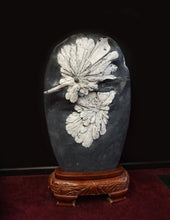 Load image into Gallery viewer, Black And White Flower Stone Chrysanthemum 
