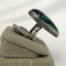Load image into Gallery viewer, Size View Of Bali Style Bezel Malachite Azurite Ring
