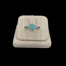 Load image into Gallery viewer, Face Of Sterling Silver And Druzy Crystal Ring
