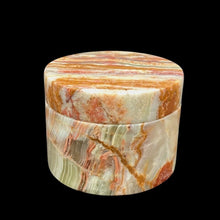 Load image into Gallery viewer, Round Carved Onyx Box Green, Cream, Tan, Brick Red, Brown bands
