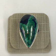 Load image into Gallery viewer, Close Up Of Malachite With Azurite Pear Shape Cabochon Stone Ring
