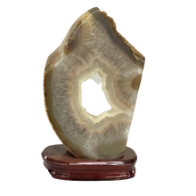 Load image into Gallery viewer, Back View Agate Slice Brown Cream White
